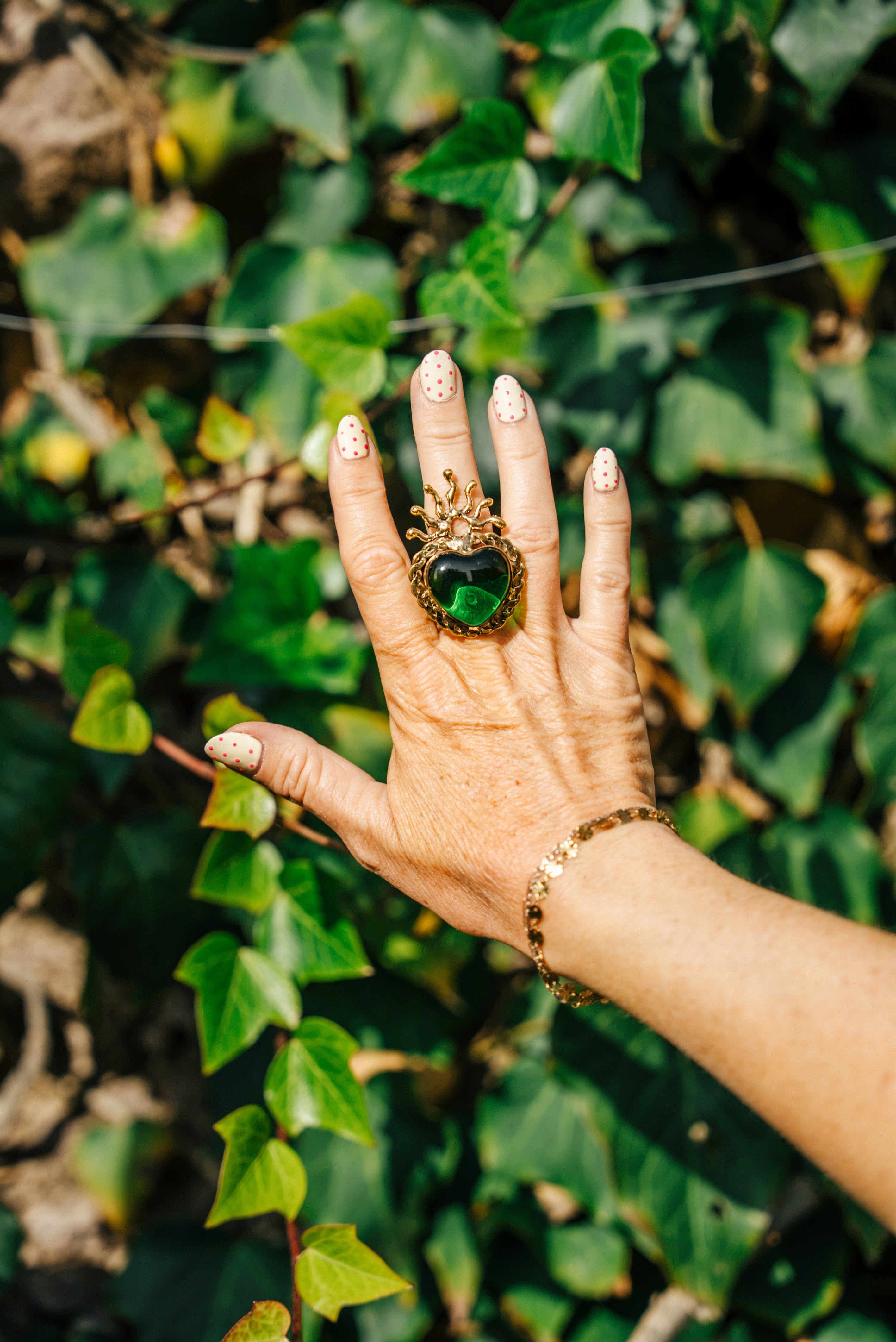 The Corazón Sagrado Verde Ring